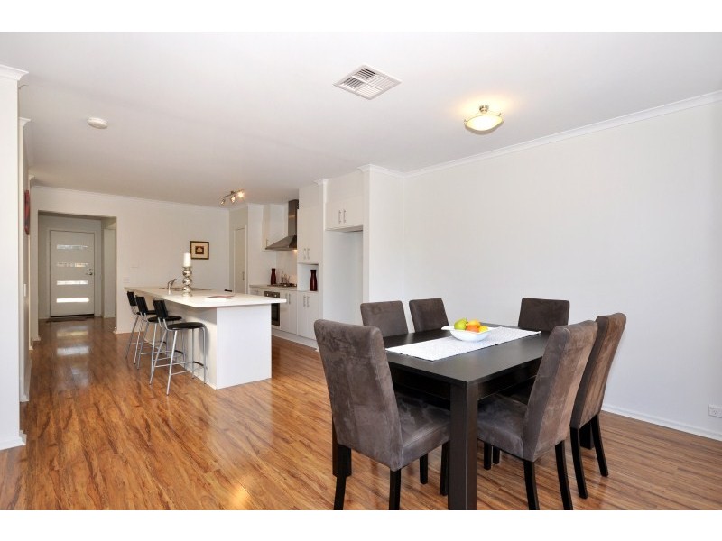 11 Griffiths Drive, Moana SA 5169