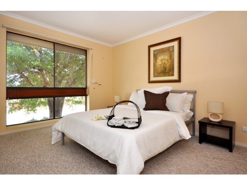 31 Tripoli Rd, Happy Valley SA 5159