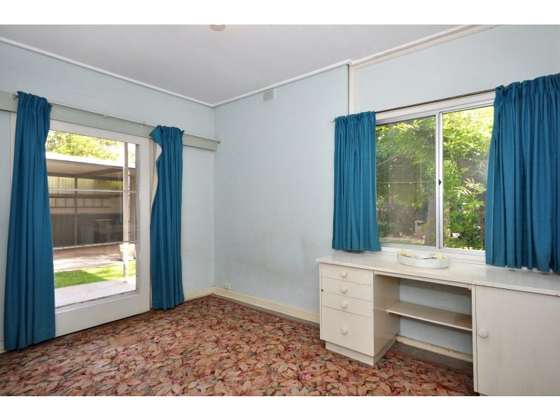 26 Lascelles Ave, Hove SA 5048