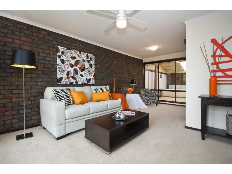 1 Opal Street, Aberfoyle Park SA 5159