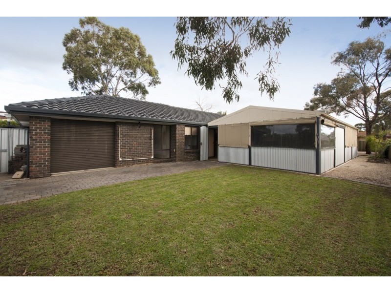 1 Opal Street, Aberfoyle Park SA 5159