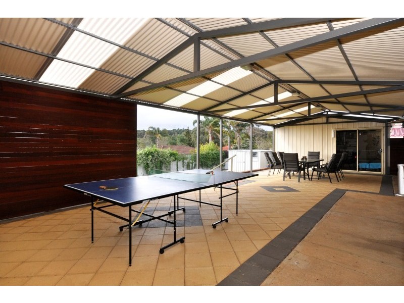 15 Homestead Dr, Aberfoyle Park SA 5159