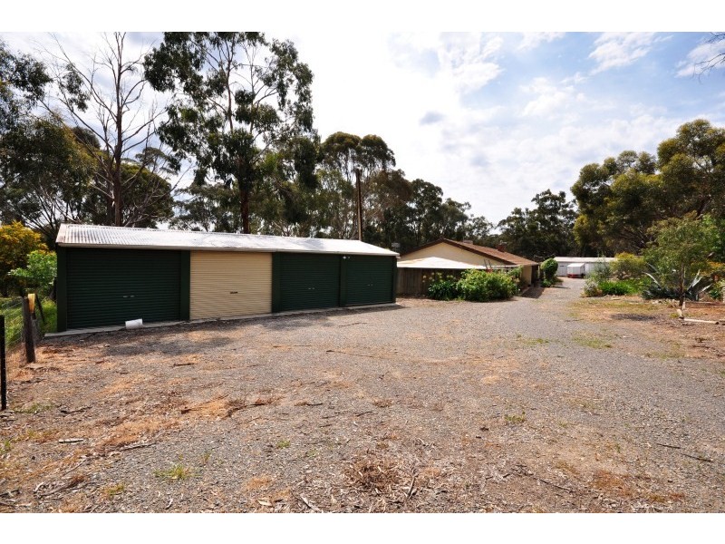 818 Piggott Range Rd, Onkaparinga Hills SA 5163