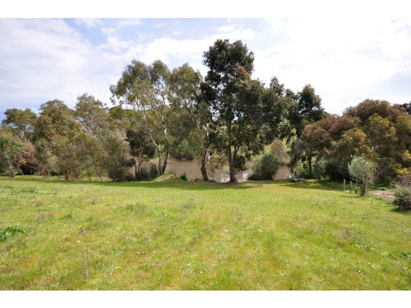 818 Piggott Range Rd, Onkaparinga Hills SA 5163