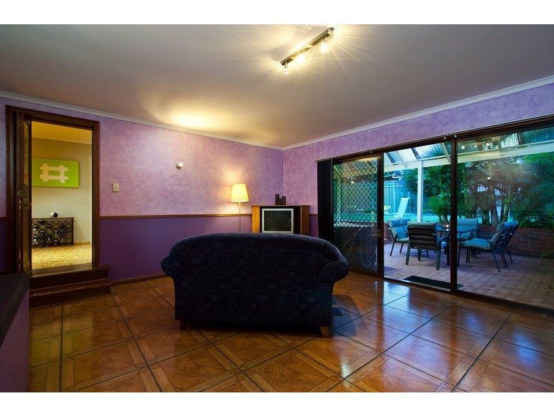 10 Corro St, Aberfoyle Park SA 5159