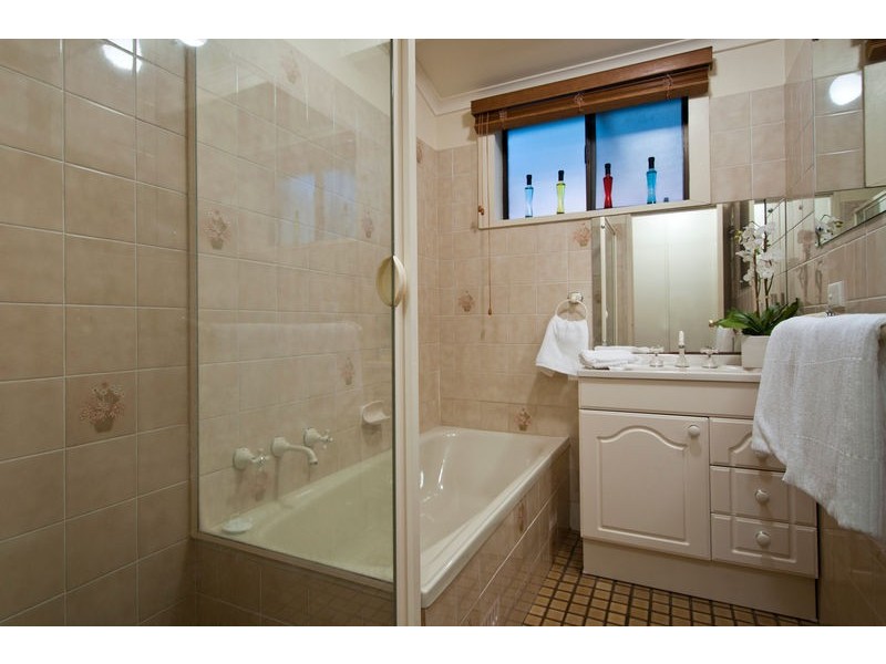 10 Corro St, Aberfoyle Park SA 5159