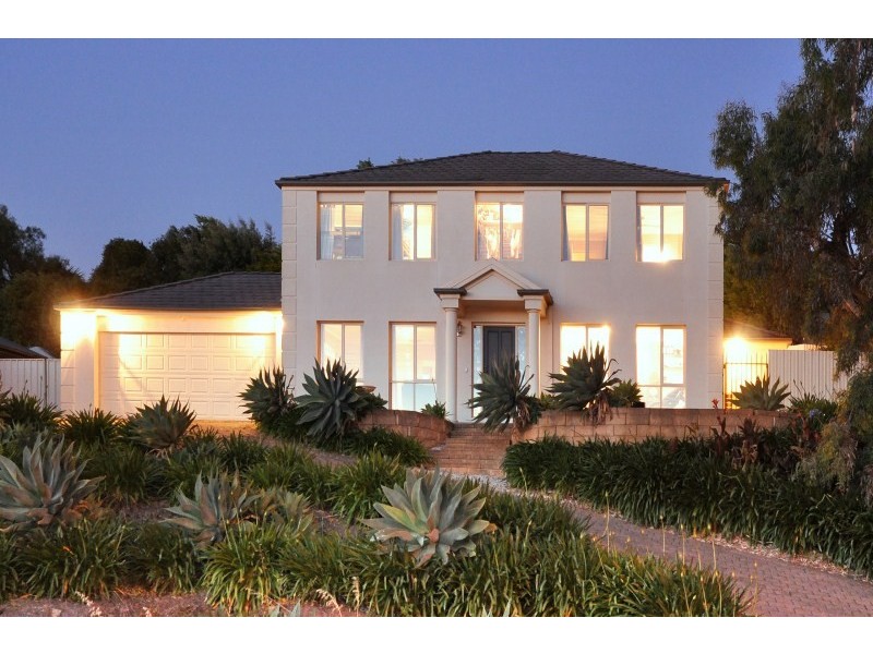 57 The Oaks Pde, Aberfoyle Park SA 5159