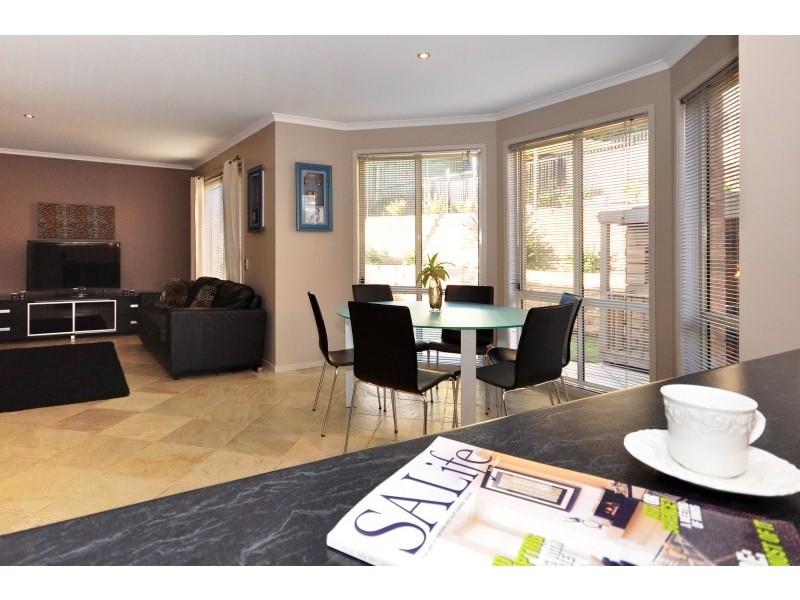 57 The Oaks Pde, Aberfoyle Park SA 5159