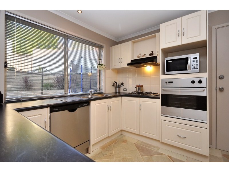 57 The Oaks Pde, Aberfoyle Park SA 5159