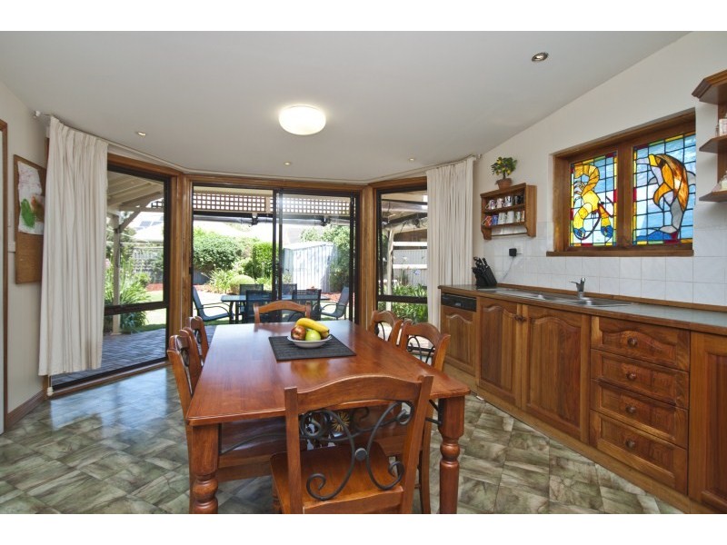 25 Lascelles Ave, Hove SA 5048