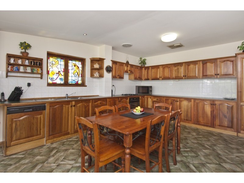 25 Lascelles Ave, Hove SA 5048