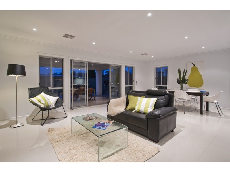 5A Lawson Ave, Morphettville SA 5043