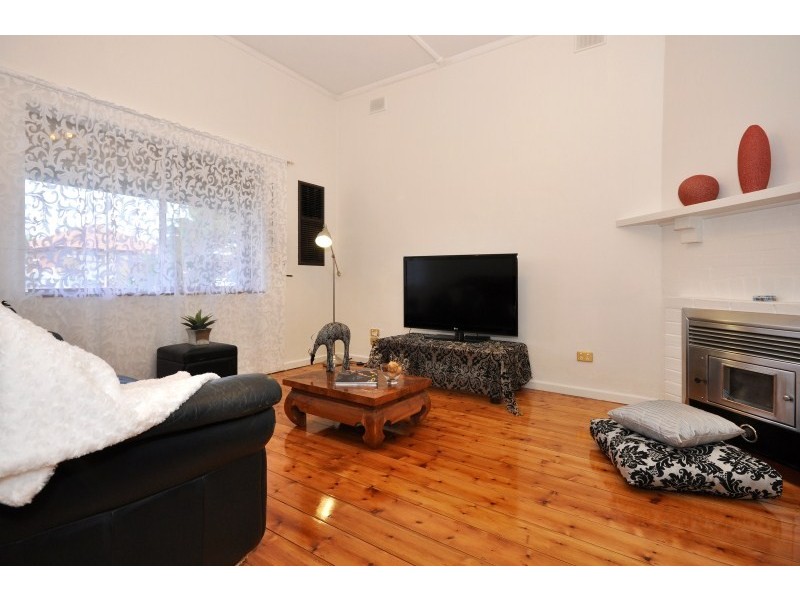 7 Farman Ave, Hendon SA 5014