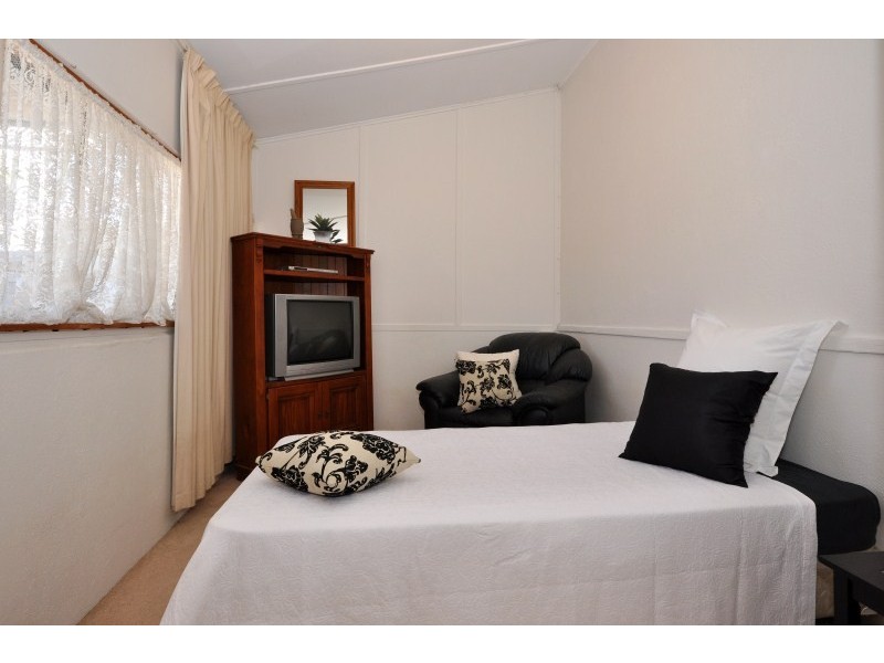 7 Farman Ave, Hendon SA 5014