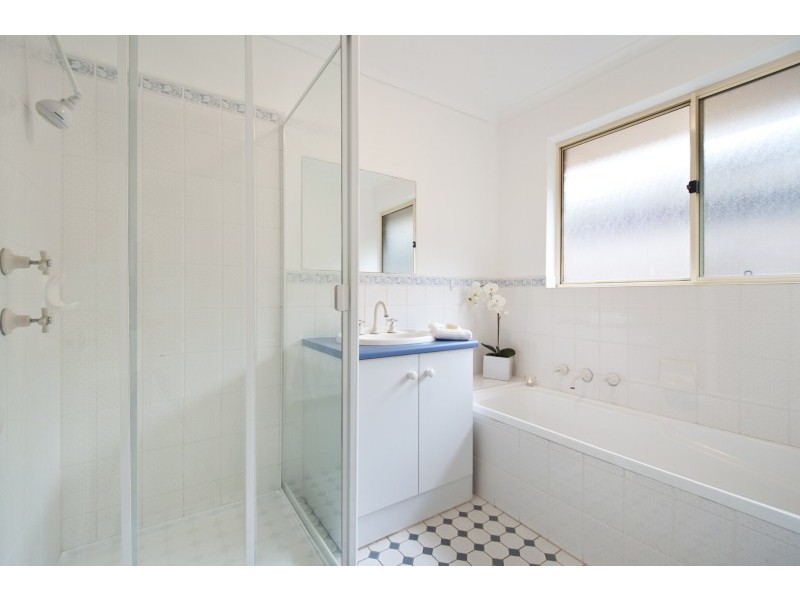 12 John Fisher Drive, Torrens Park SA 5062