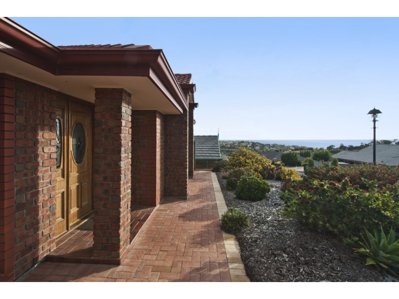 .48 Elizabeth Cres, Hallett Cove SA 5158