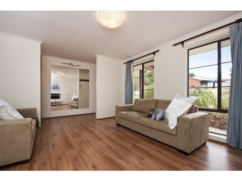 5 Serenade Cres, Aberfoyle Park SA 5159