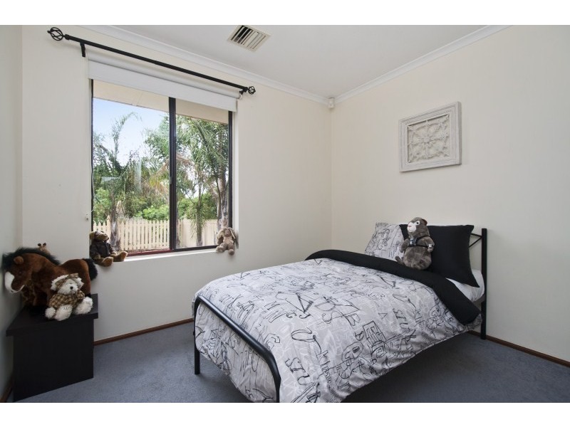 5 Serenade Cres, Aberfoyle Park SA 5159