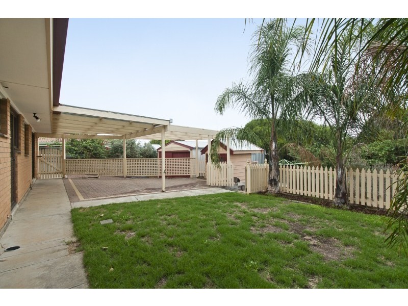 5 Serenade Cres, Aberfoyle Park SA 5159