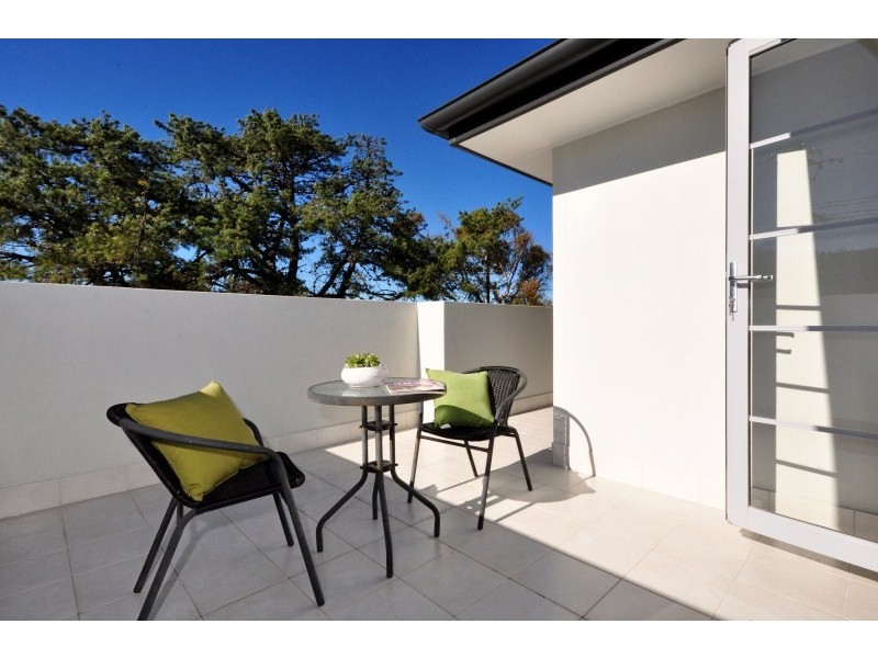 11A Griffiths Drive, Moana SA 5169