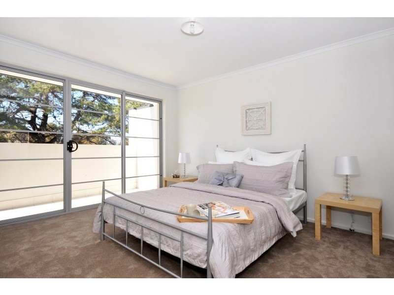 11A Griffiths Drive, Moana SA 5169