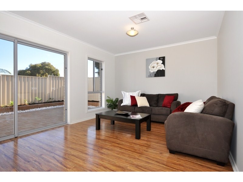 11A Griffiths Drive, Moana SA 5169