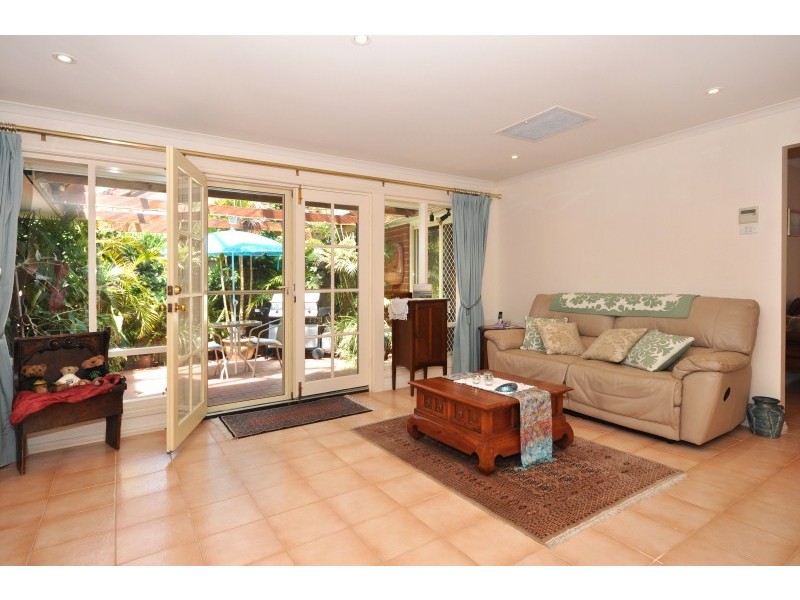 6 Lomandra Pl, Flagstaff Hill SA 5159