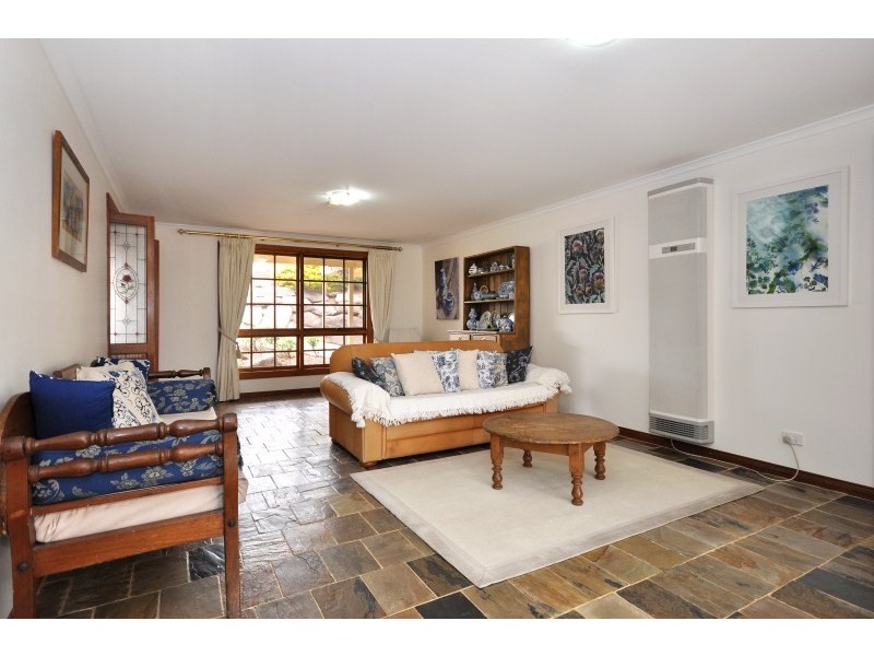 19 Kingfisher Cct, Flagstaff Hill SA 5159