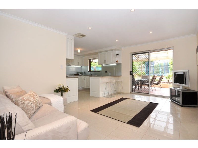 49 Southbound Avenue, Aberfoyle Park SA 5159