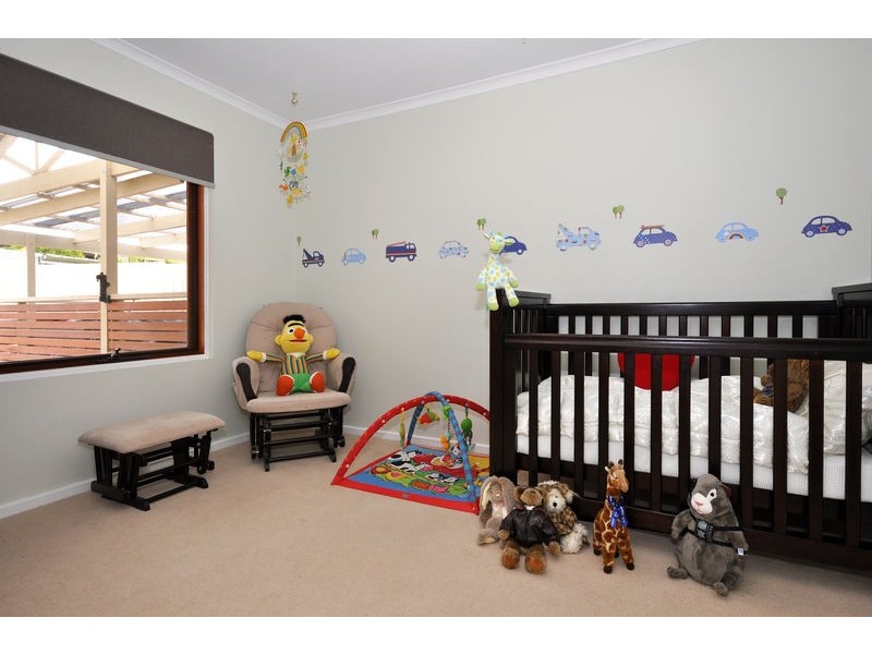 49 Southbound Avenue, Aberfoyle Park SA 5159