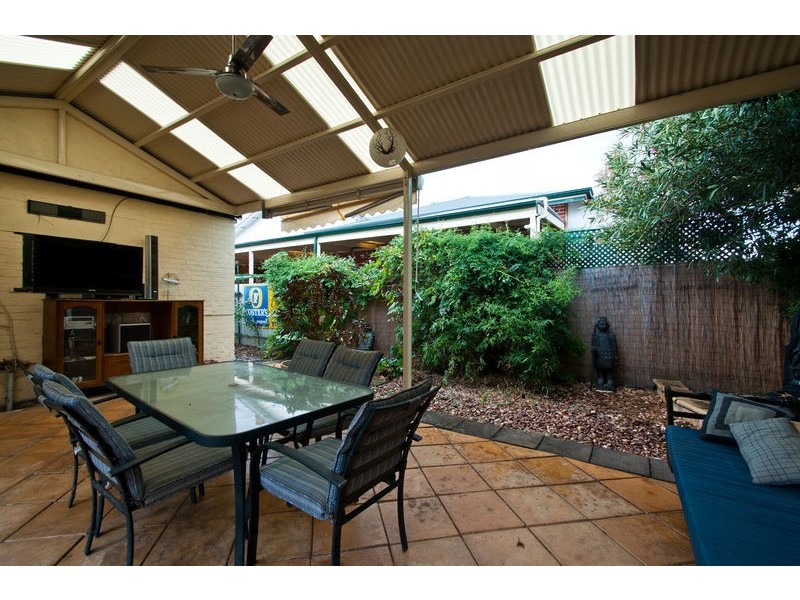 8 Basnett St, Kurralta Park SA 5037