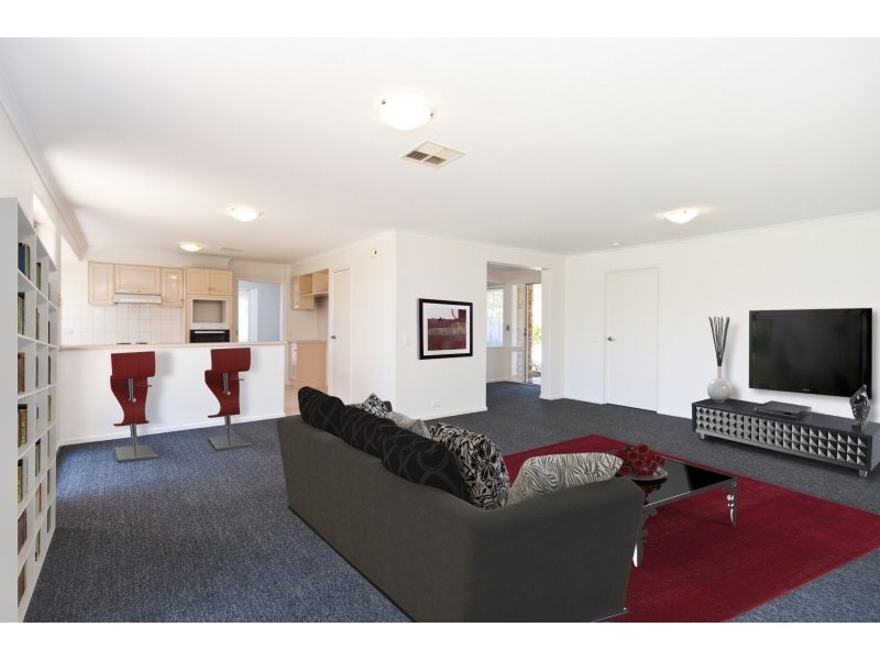 7 Dotterel Place, Seaford Rise SA 5169