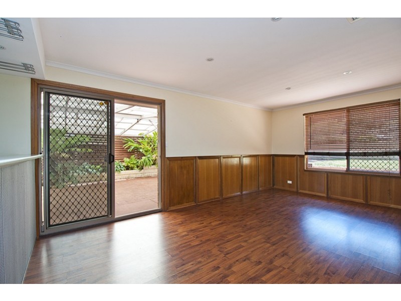 23 Banksia Rd, Aberfoyle Park SA 5159