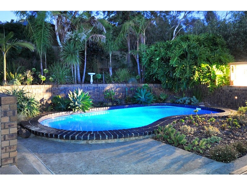 6 Grevillea Road, Aberfoyle Park SA 5159