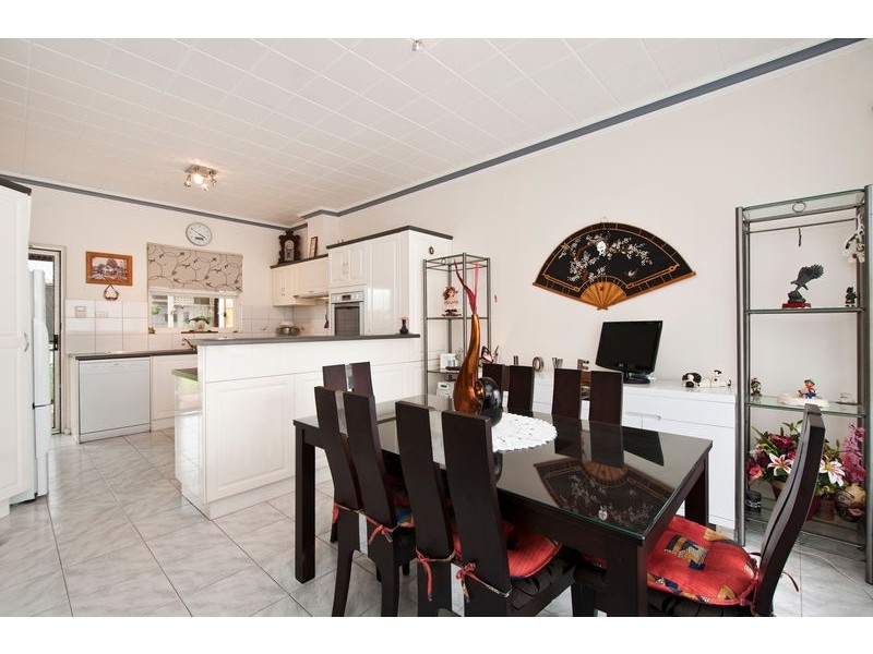 7 Bakara St, Park Holme SA 5043