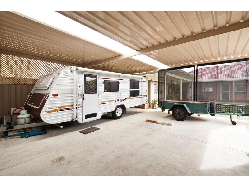 7 Bakara St, Park Holme SA 5043