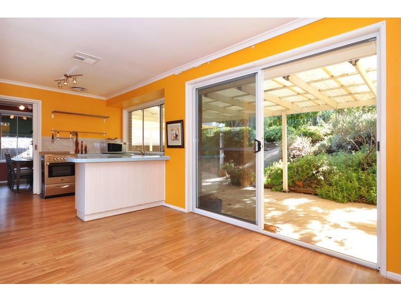 19 Banksia Road, Aberfoyle Park SA 5159