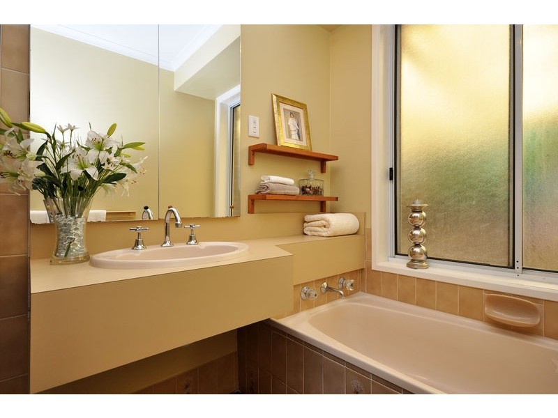 19 Banksia Road, Aberfoyle Park SA 5159