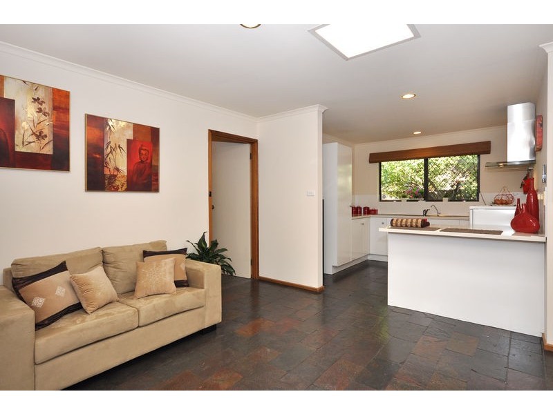 1 Dewvale Court, O’halloran Hill SA 5158