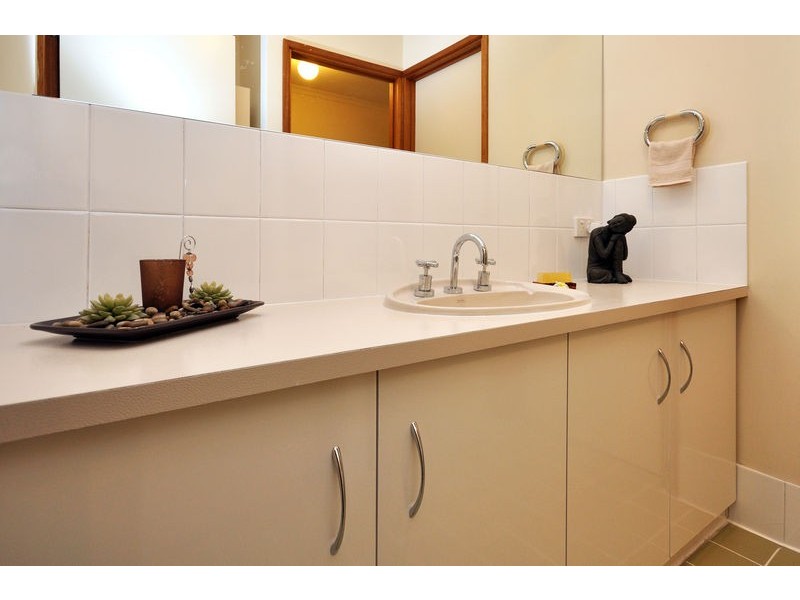 1 Dewvale Court, O’halloran Hill SA 5158