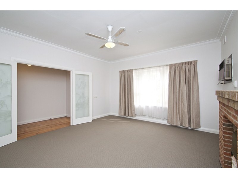 10 Levistone St, Seaton SA 5023