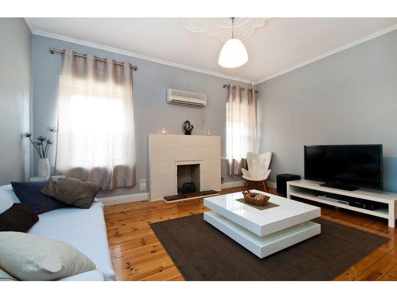 15 Nilpena Avenue, Park Holme SA 5043