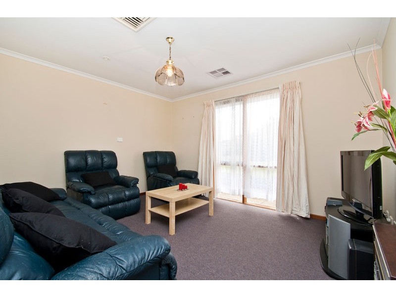 8 Cimaron Close, Morphett Vale SA 5162