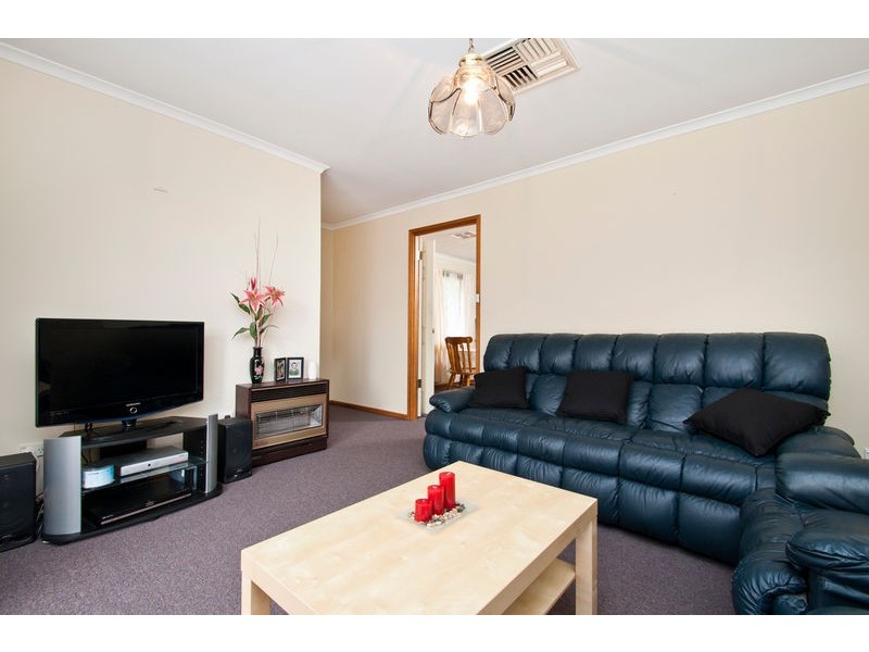 8 Cimaron Close, Morphett Vale SA 5162