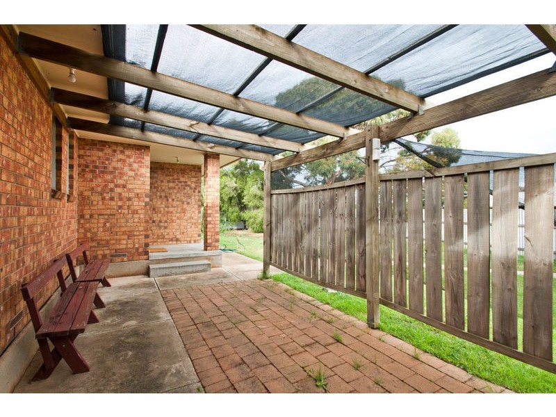 8 Cimaron Close, Morphett Vale SA 5162