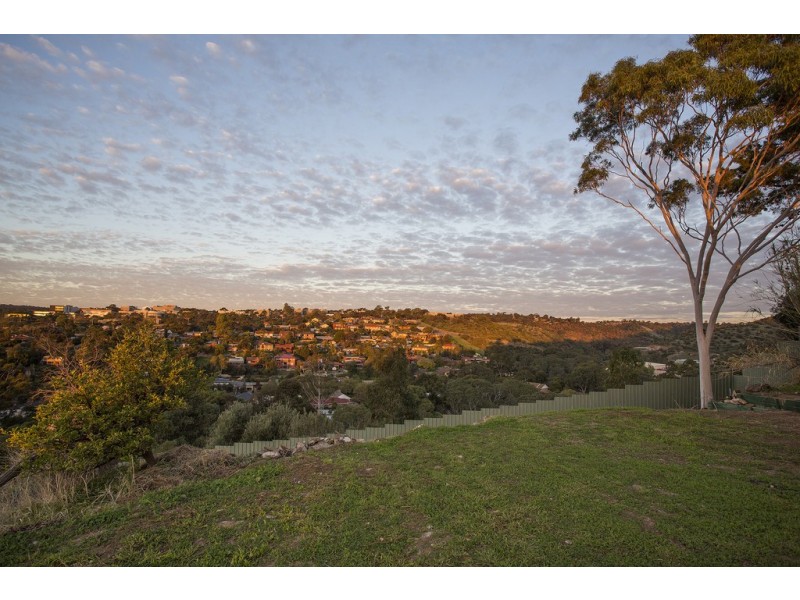 11 Hyland Ave, Darlington SA 5047