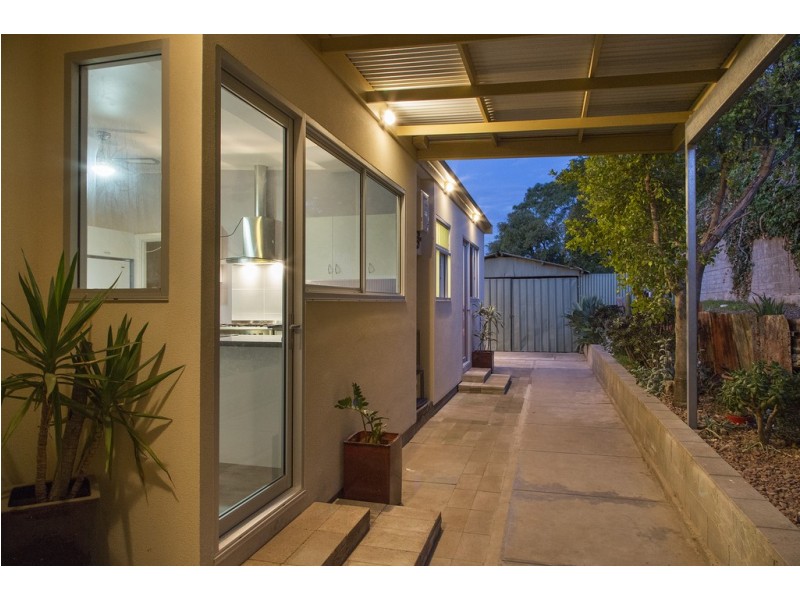 11 Hyland Ave, Darlington SA 5047