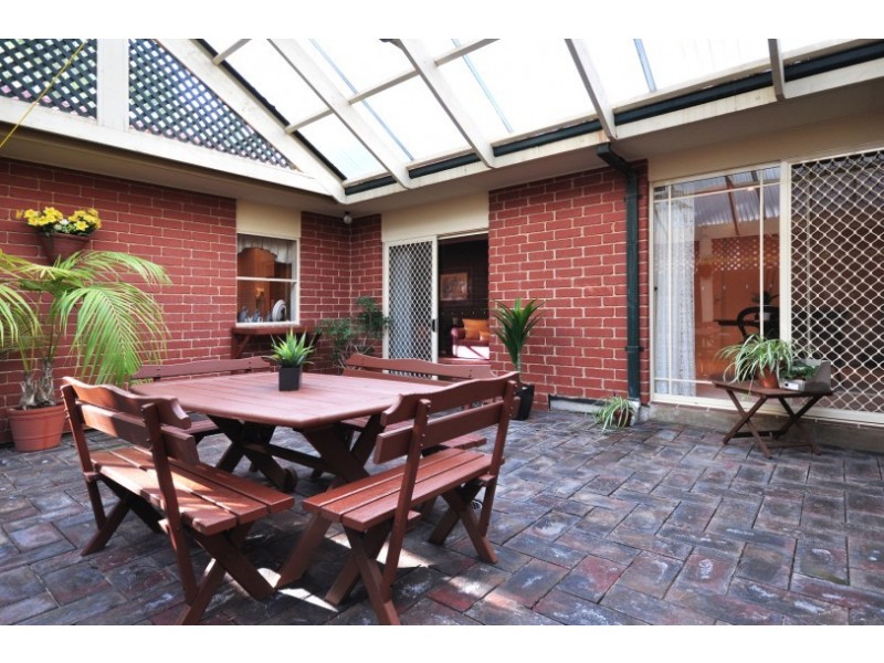 9 Margaret Cutten Grove, Aberfoyle Park SA 5159