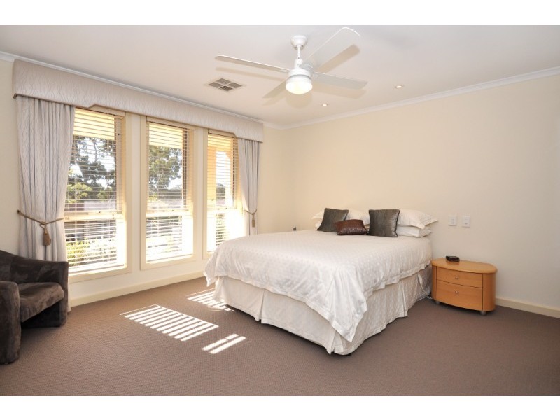 118 Bellaview Road, Flagstaff Hill SA 5159