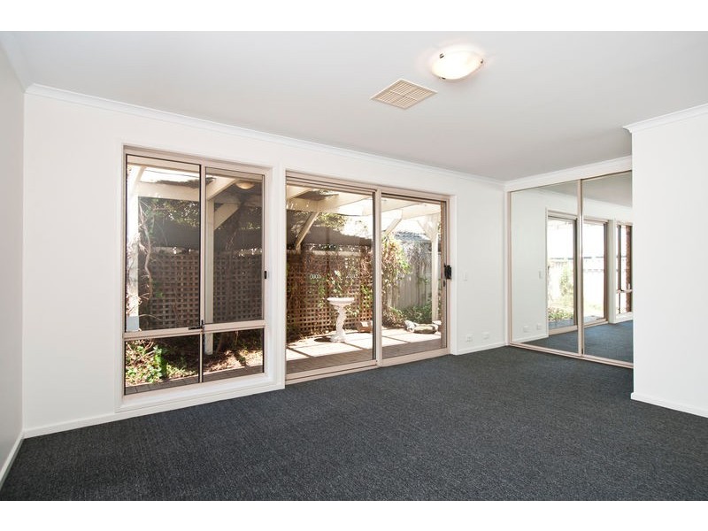 7 Dotterel Place, Seaford Rise SA 5169